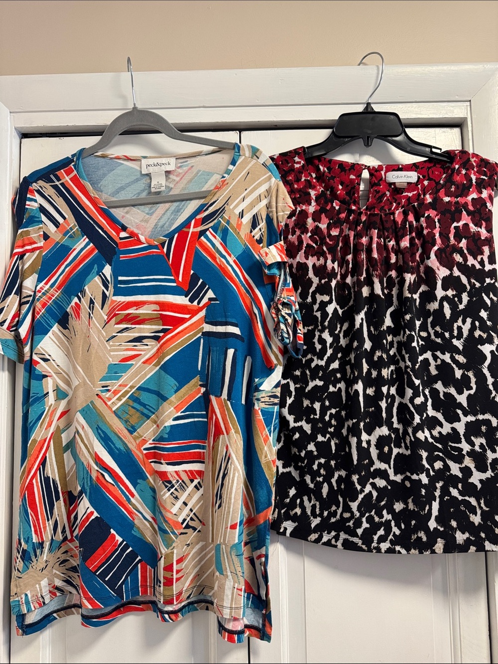 Peck & Peck Teal Multi-Print V-Neck Short Sleeve Top